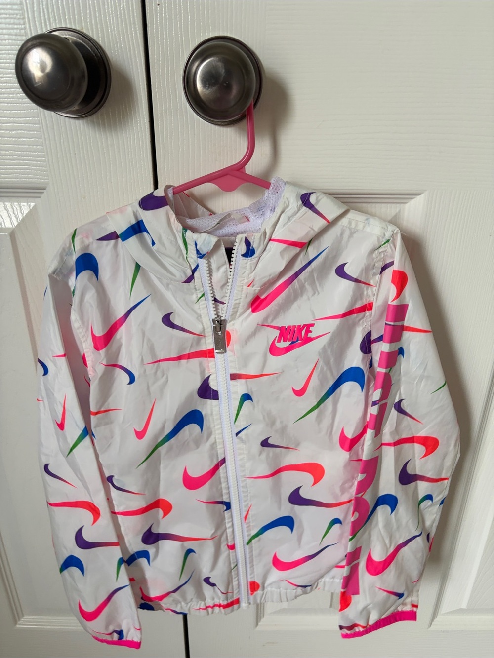 Nike Kids White Hooded Windbreaker with Neon Pink, Blue & Purple Swooshes